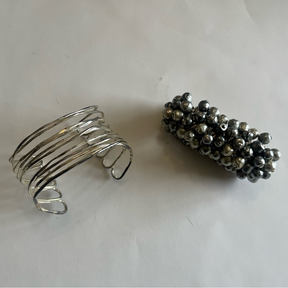 Elegant Silver and Beaded Bracelet Set